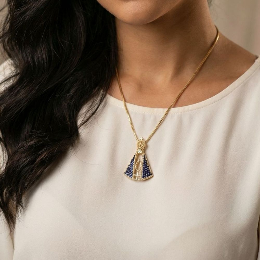 Pingente Nossa Senhora Aparecida Zircônia Azul | Banho Ouro 18k